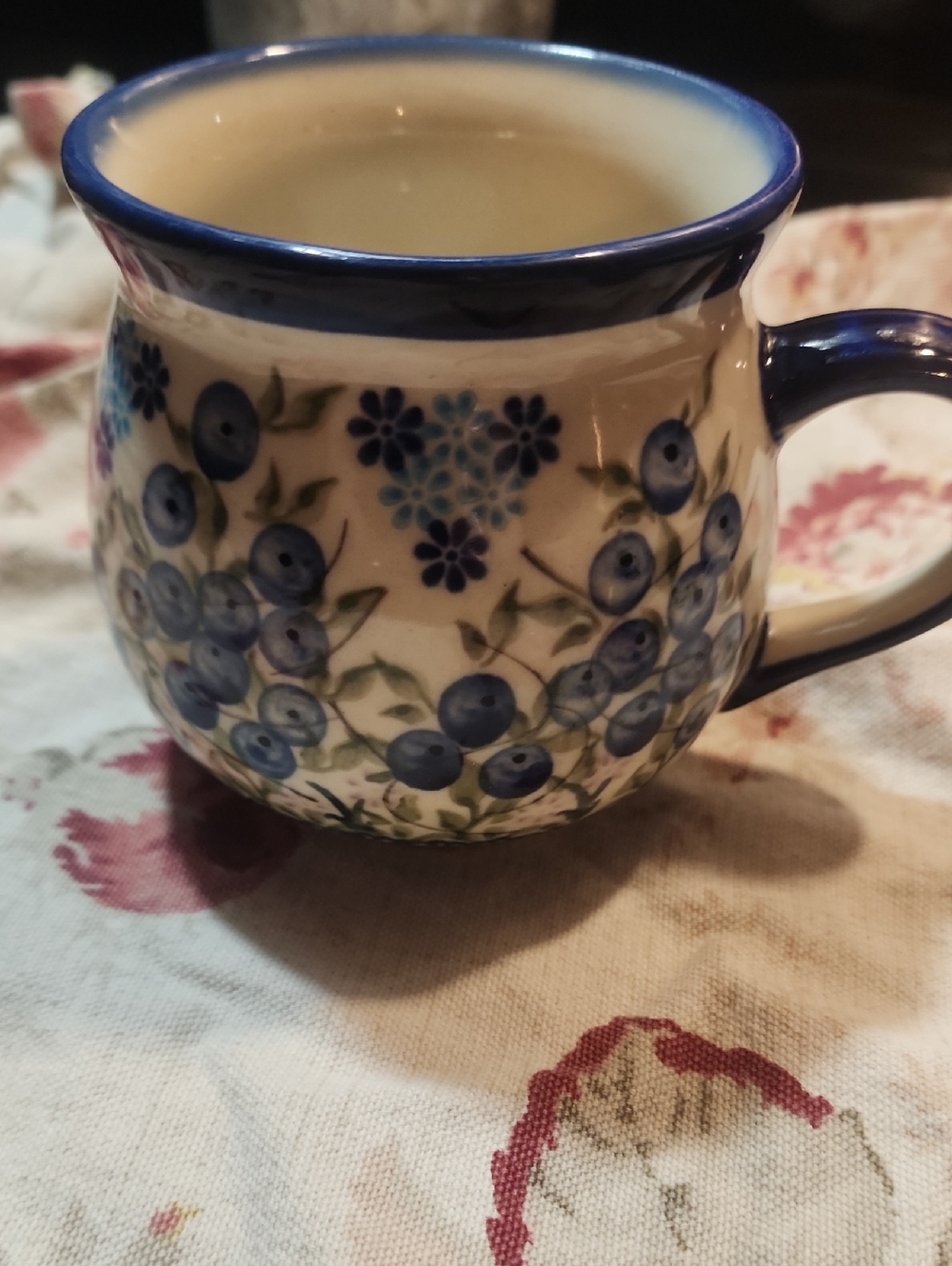 Polish Pottery - Blueberry Floral Ceramic Bubble Mug with Navy Rim